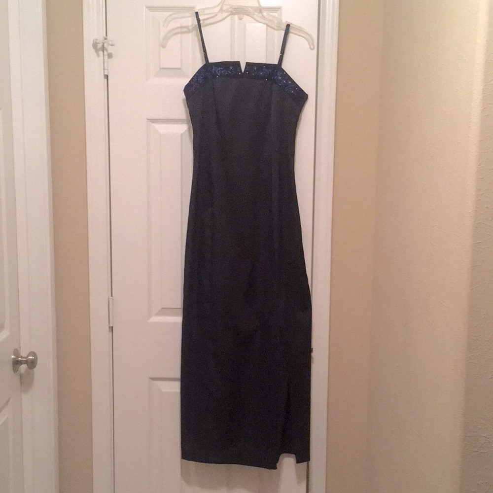 Navy gown